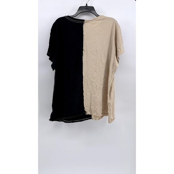 TORRID Women's Black-Beige Slit Graphic Tee SZ 3 - Picture 2 of 10